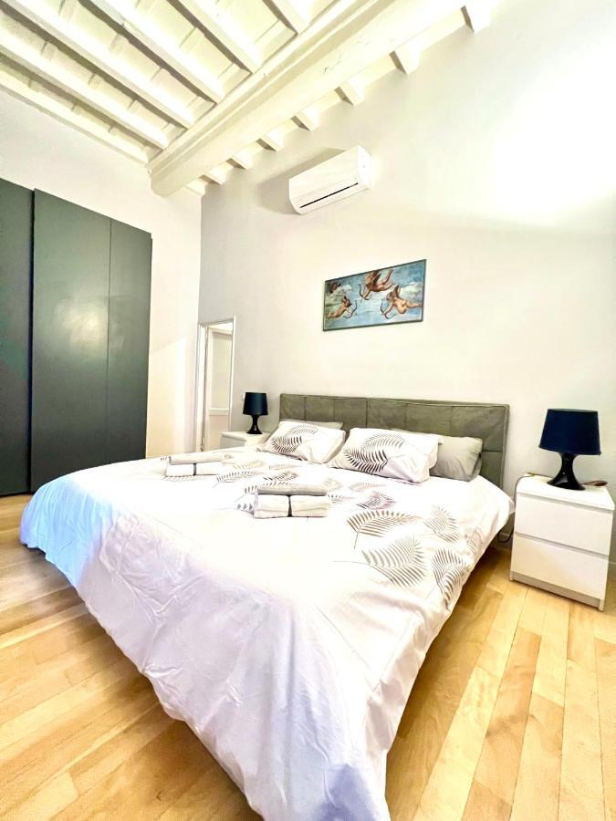 * Esclusivo & Moderno Roma Centro Campo De Fiori * Apartment Luaran gambar