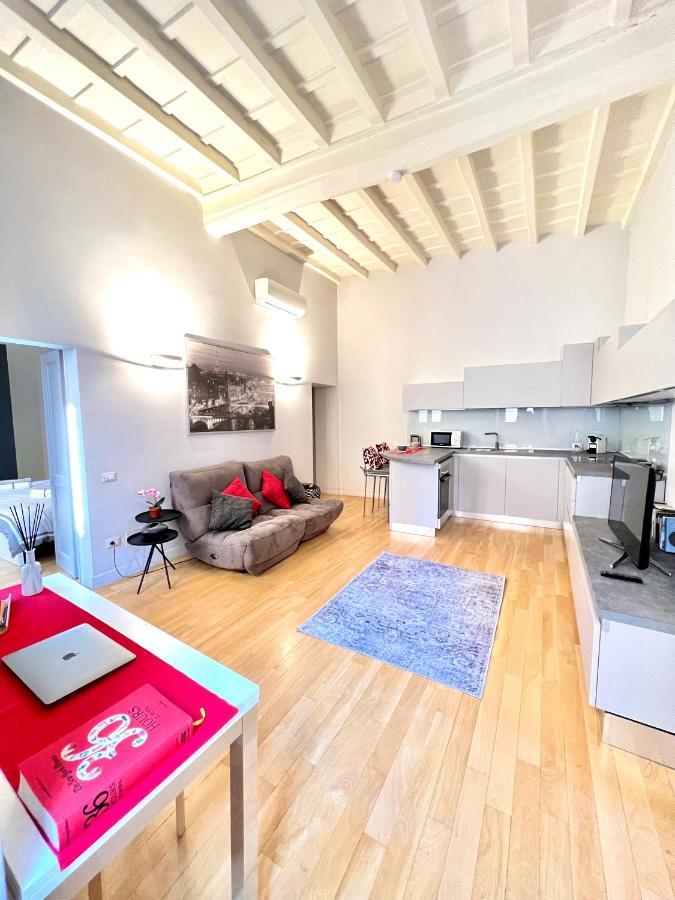* Esclusivo & Moderno Roma Centro Campo De Fiori * Apartment Luaran gambar
