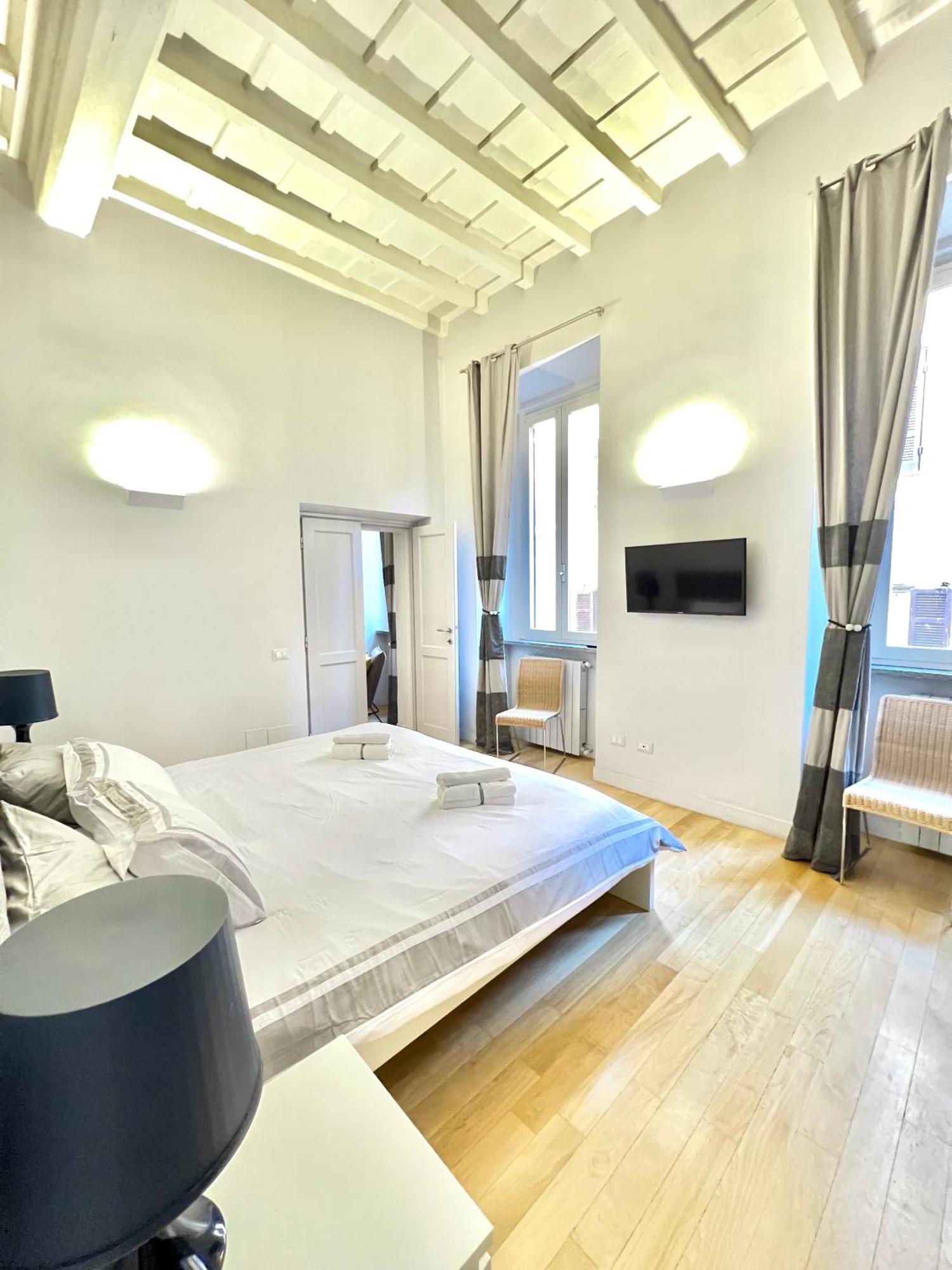 * Esclusivo & Moderno Roma Centro Campo De Fiori * Apartment Luaran gambar